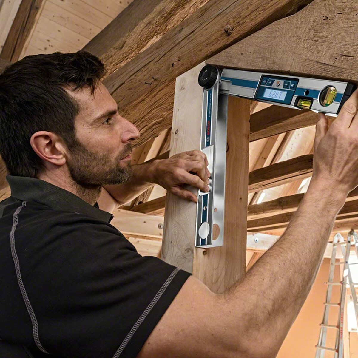 Měřič úhlů BOSCH Gam 220 MF